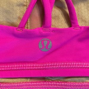 Lulu lemon Pink Sports Bra XXS (2)